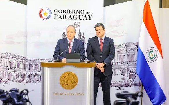 Vláda predstavuje balík siedmich ekonomických zákonov na modernizáciu a prilákanie investícií 1 Vláda predstavuje balík siedmich ekonomických zákonov na modernizáciu a prilákanie investícií - moc - digitálne noviny