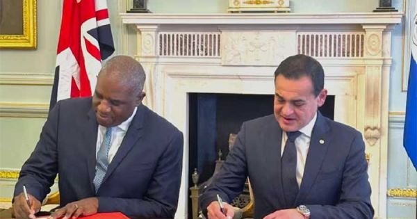 Paraguay a Spojené kráľovstvo znamenie „Priateľský list“ 1 Paraguay a Spojené kráľovstvo znamenie „Priateľský list“ - Mercopress