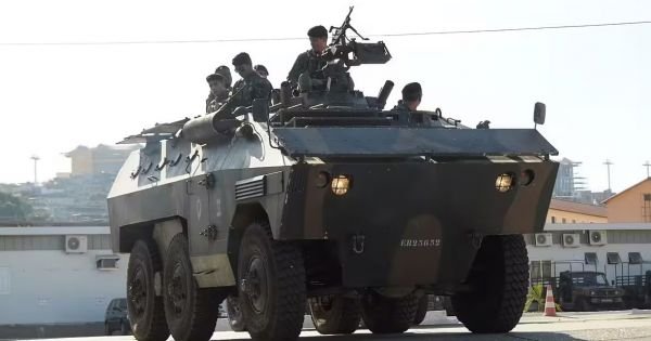 Brazília Dona 20 Armorálne vozidlá Urutu do Paraguay - Mercopress