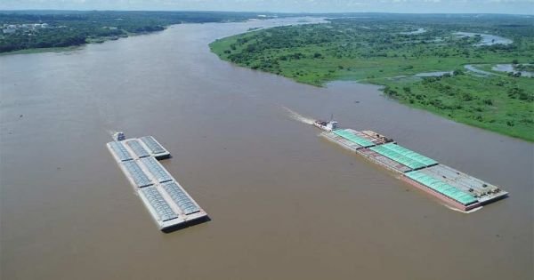 Argentína otvára ekonomické ponuky pre vodnú cestu Paraná-Paraguaj počas varovaní pred nezrovnalosťami
